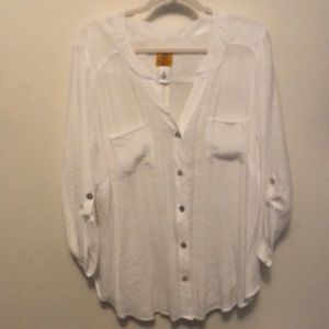 1x Ruby Rd. White semi sheer 3/4 sleeve blouse